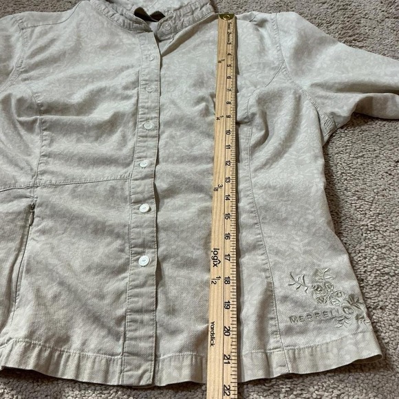 Merrell Womens Long Sleeve Button Up Shirt Beige Floral Print bio-blend Size XL - Picture 4 of 8